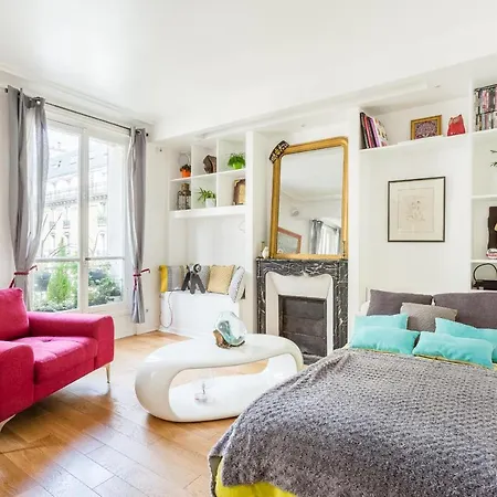 Parisian Style - 54 Sqm Apartment Paris