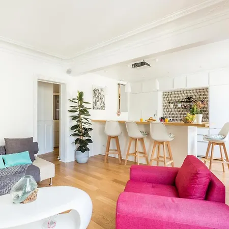 Parisian Style - 54 Sqm Apartment